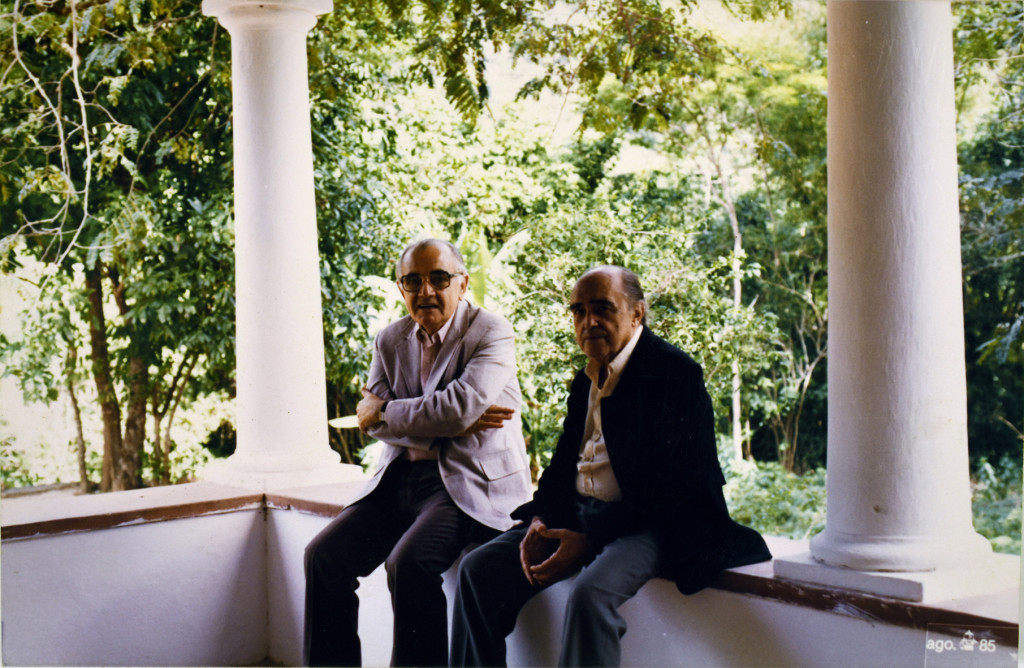 Athos Bulcão e Oscar Niemeyer - Crédito Acervo Fundação Athos Bulcão